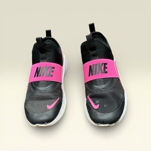 Nike Flex Runner 4 Kids Black and Pink Sneakers